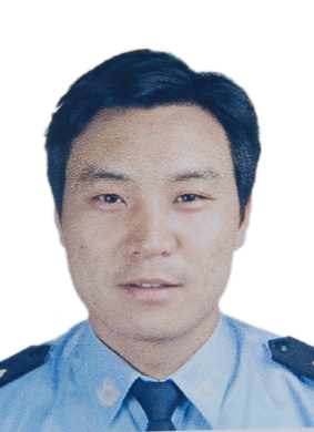 记山东省泗水县公安局城关第一派出所所长李兴